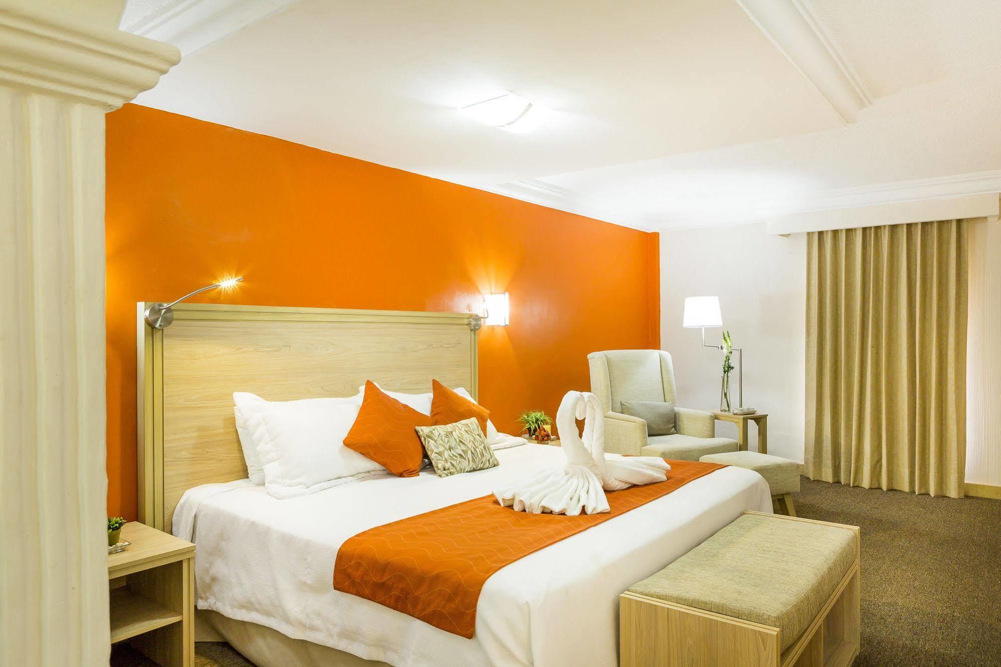 Hotel Flamingo Irapuato Esterno foto