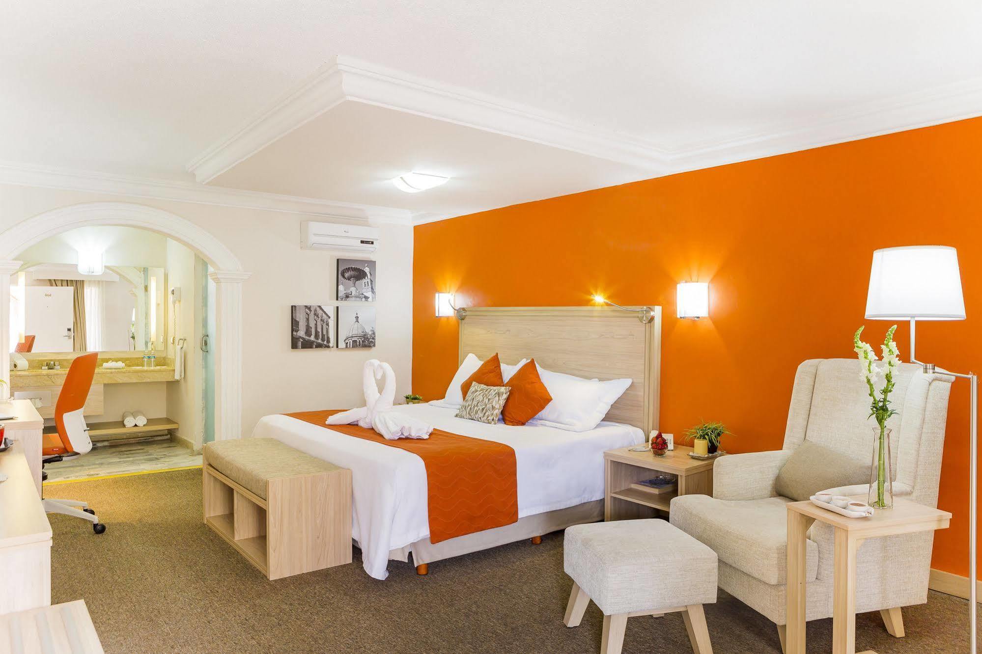Hotel Flamingo Irapuato Esterno foto