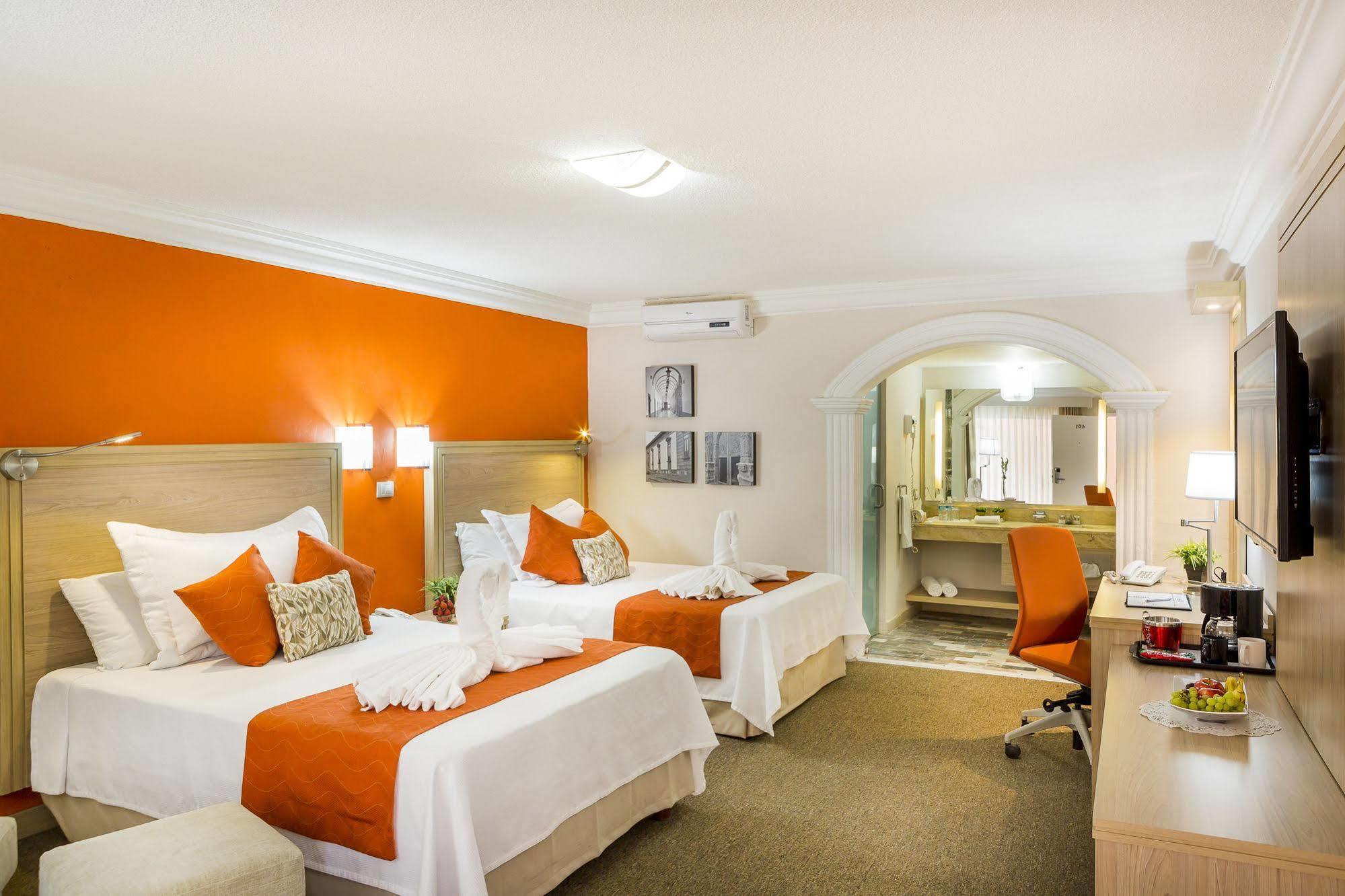 Hotel Flamingo Irapuato Esterno foto