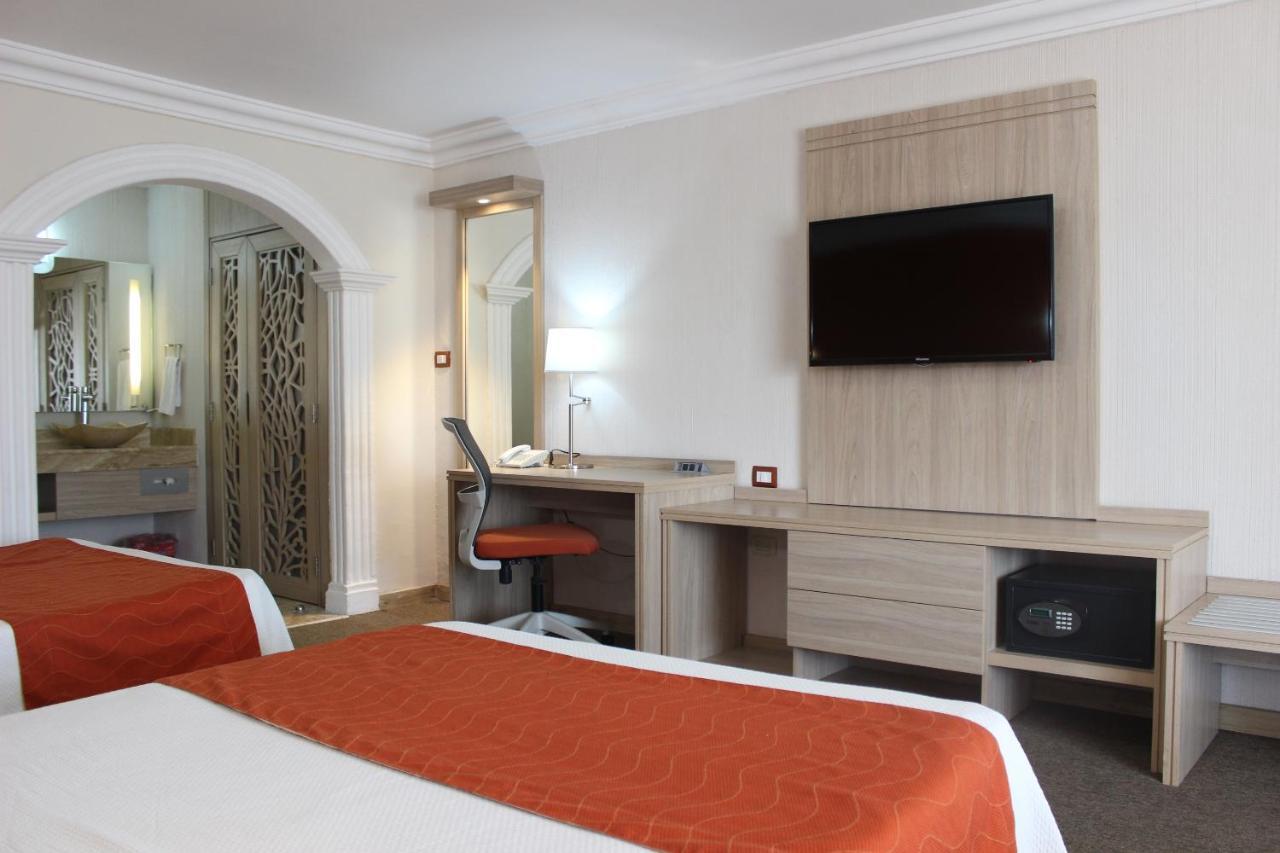 Hotel Flamingo Irapuato Esterno foto